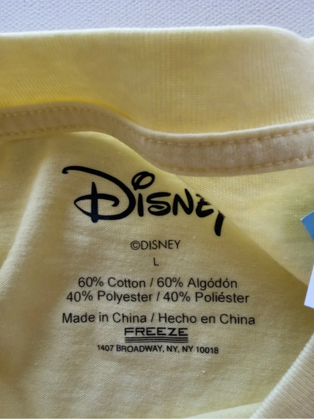 NWT Women's Chip 'n' Dale Yellow Graphic Tee Size Large (D2) - Picture 4 of 4
